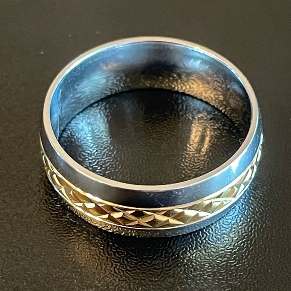 8mm gold center silver men ring - Picture 2 of 8